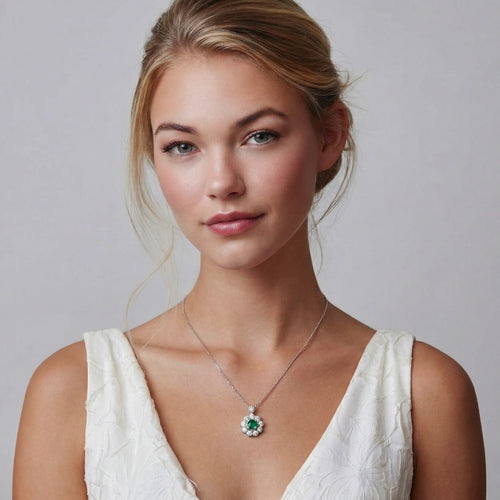Green Daisy Bloom Necklace